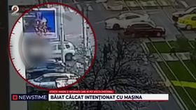 VIDEO Un tânăr de 17 ani a fost călcat intenționat cu mașina. Băiatul a ajuns la spital